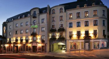 Brackencourt Hotel